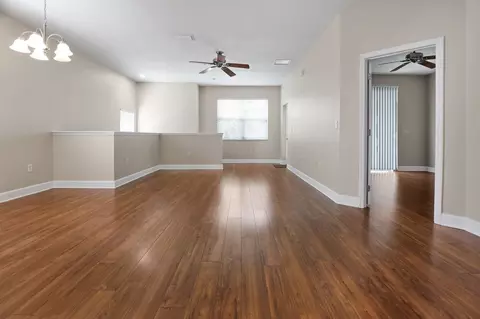 8078 Moonstone Dr, Sarasota, FL 34233