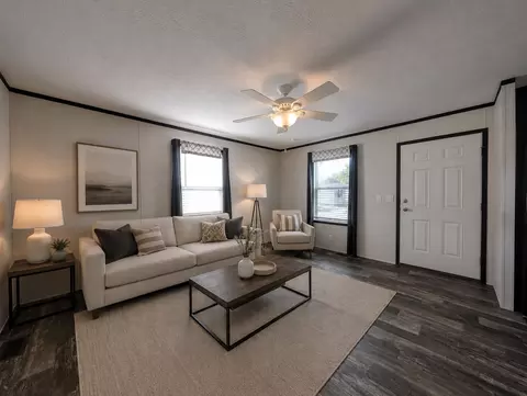 15881 Villaire Ave #658, Clinton Township, MI 48038