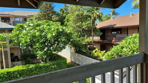 480 Kenolio Rd #27-202, Kihei, HI 96753