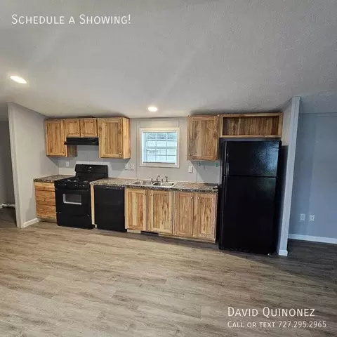 2737 W Washington Center Rd #52, Fort Wayne, IN 46818