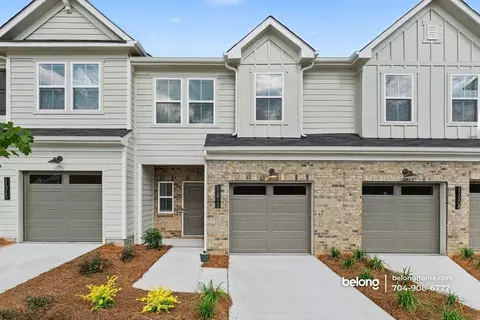 11912 Oak St, Charlotte, NC 28269