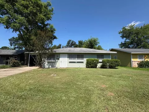 8408 David Dr, Shreveport, LA 71106