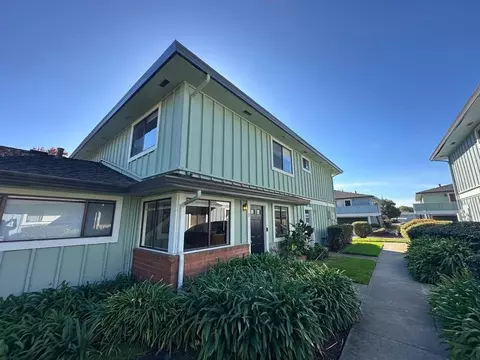 922 Ponselle Ln, Capitola, CA 95010