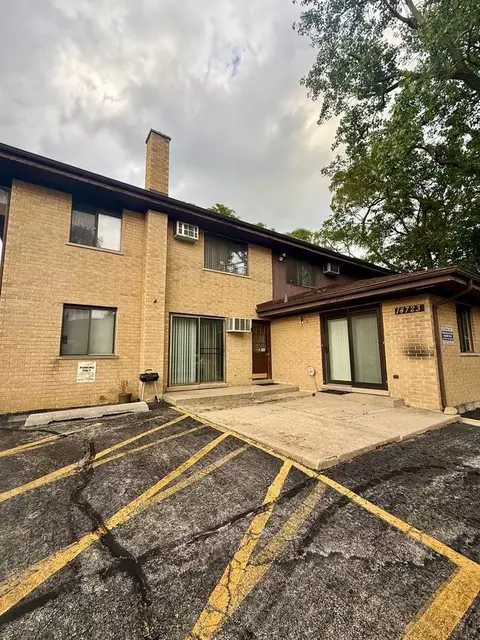 14723 Kilpatrick Ave, Midlothian, IL 60445