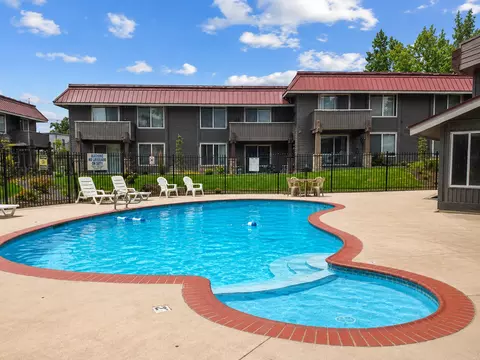 905 S 44th Ave Apt #D10, Yakima, WA 98908
