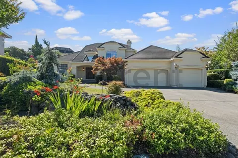 2552 Cotswold Hill Dr, Fairfield, CA 94534