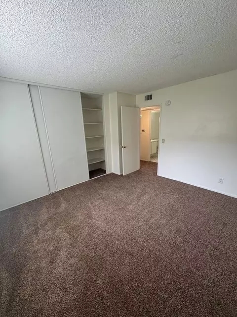 1735 E Washington St #E11, Colton, CA 92324 photo 11