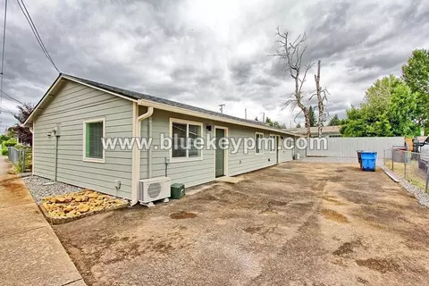 2907 Main St, Washougal, WA 98671