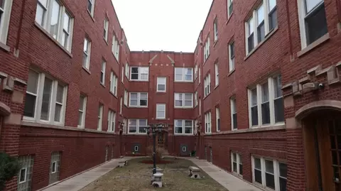 3115 W Foster Ave #3117D2, Chicago, IL 60625