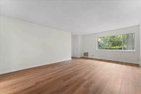 1437 E Windsor Rd #07, Glendale, CA 91205