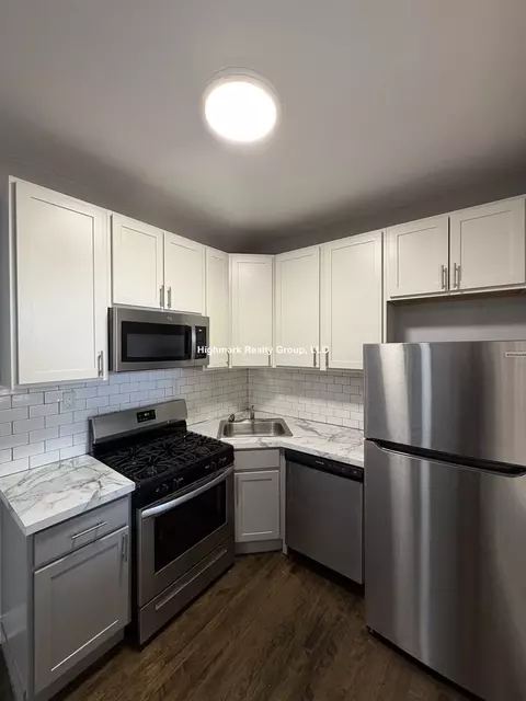 6259 N Lakewood Ave #1, Chicago, IL 60660