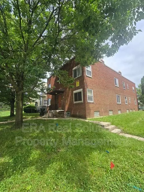 1478 Forest St #A, Columbus, OH 43206
