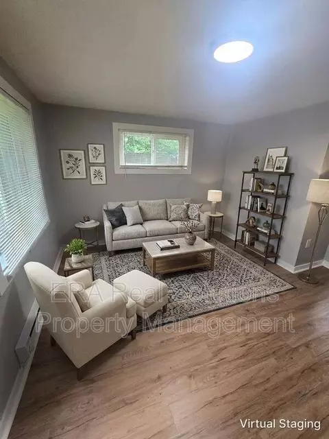65 W Moler St #A, Columbus, OH 43207