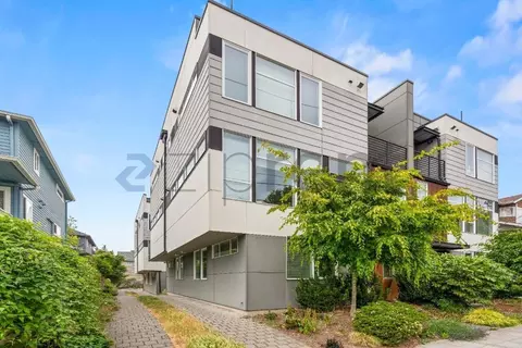 9043 Mary Ave NW #B, Seattle, WA 98117