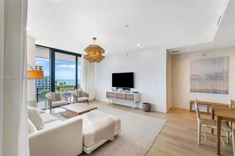 8701 Collins Ave, Miami Beach, FL 33154 photo 14