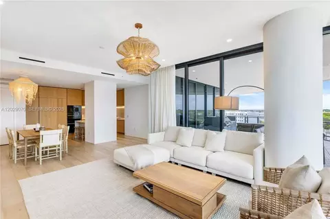 8701 Collins Ave, Miami Beach, FL 33154 photo 9
