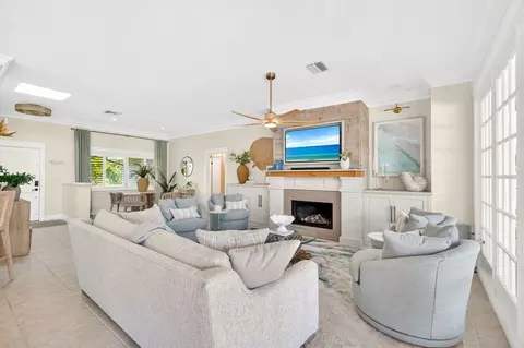 5165 Sandy Cove Ave #1578384P, Siesta Key, FL 34242
