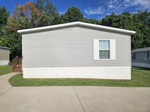 60 Lynnwood Cir #26, Clarksville, TN 37040