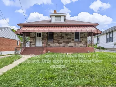 123 Brunswick Pl, Green Tree, PA 15106