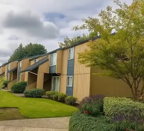 6685 SW Sagert St, Tualatin, OR 97062