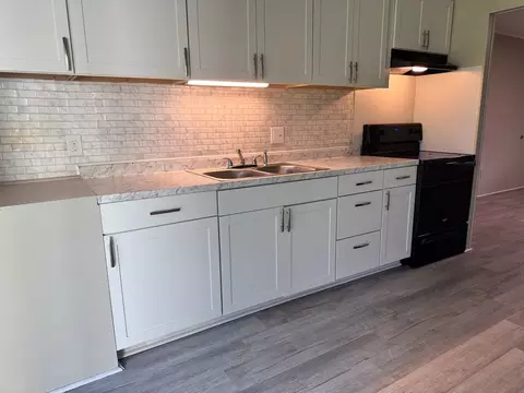 511 Everett Ln #2, High Point, NC 27262