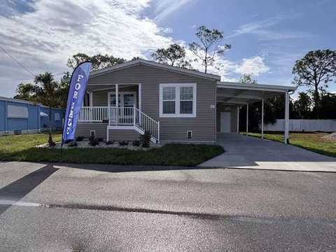 485 Zuider Zee Blvd, North Fort Myers, FL 33903