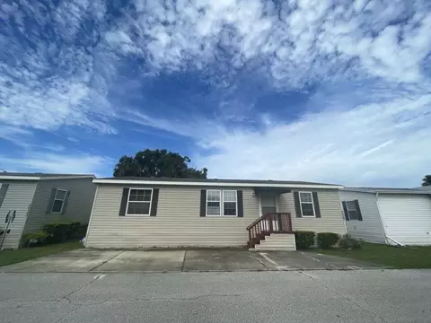 36047 Citrus Blvd, Grand Island, FL 32735