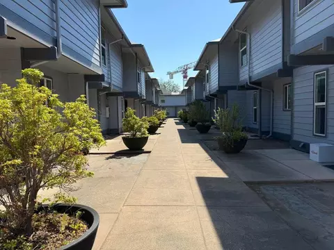 10001 NE 12th St #116, Bellevue, WA 98004
