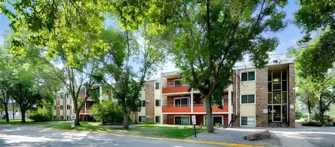 8312 Zane Ave N #8312-310, Brooklyn Park, MN 55443