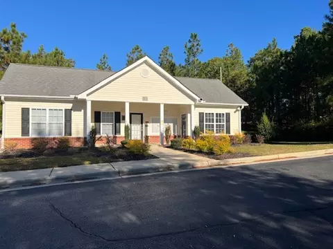 501 Austins Ridge Cir, Southern Pines, NC 28387