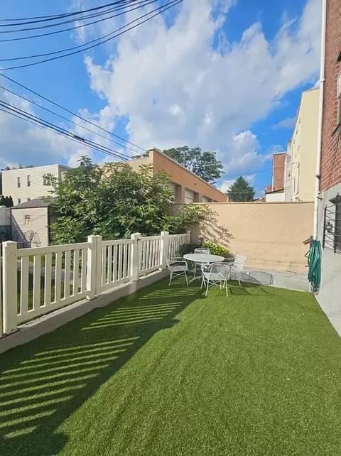 31-56 44th St #1, New York, NY 11103