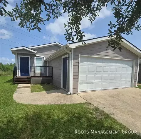 16043 Clarke Springs Dr #16043C, Houston, TX 77053
