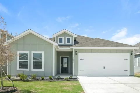 1536 Harvester Dr, Fort Worth, TX 76140