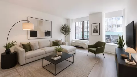 10 Hanover St #8V, New York, NY 10005