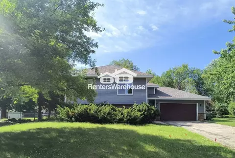 9638 172nd St W, Lakeville, MN 55044