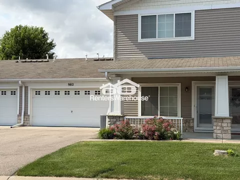 982 Crossing Way, Delano, MN 55328