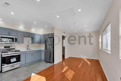 4027 Fullington St, Oakland, CA 94619