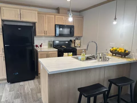 530 Cimarron, Lake Elmo, MN 55042