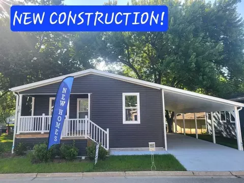 1149 Bayside Rd, Elgin, IL 60123