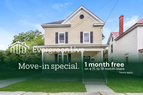 145 Charles St, Suffolk, VA 23434