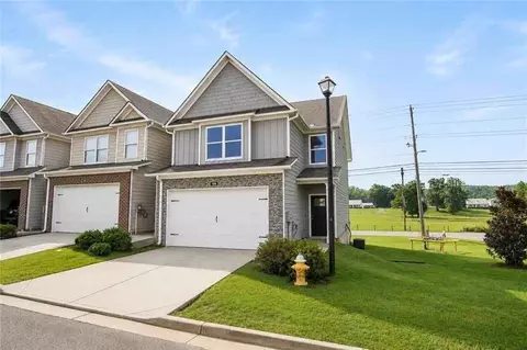 100 Squarewood Ln, Cartersville, GA 30121