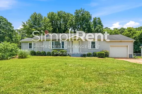 4401 Highland Rd, Decatur, GA 30035