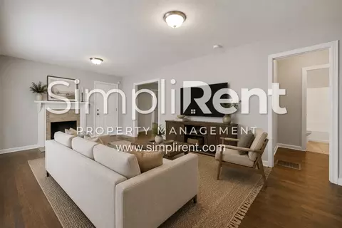 4401 Highland Rd, Decatur, GA 30035
