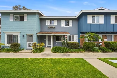 9838 Argyle Dr, Huntington Beach, CA 92646