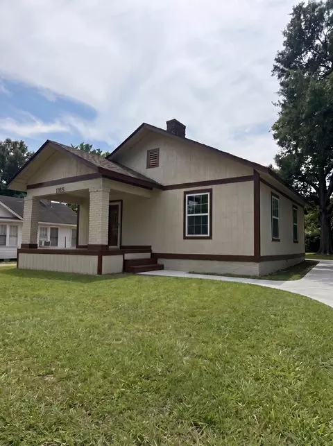 1165 Cannon St, Memphis, TN 38106