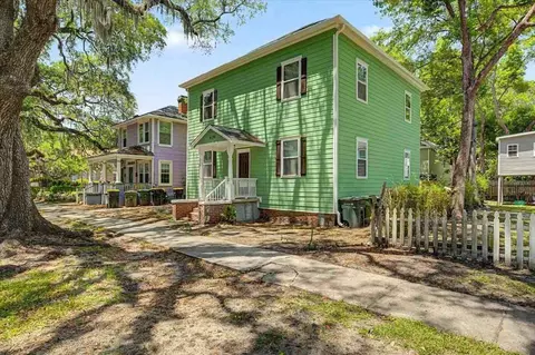 638 E 37th St, Savannah, GA 31401