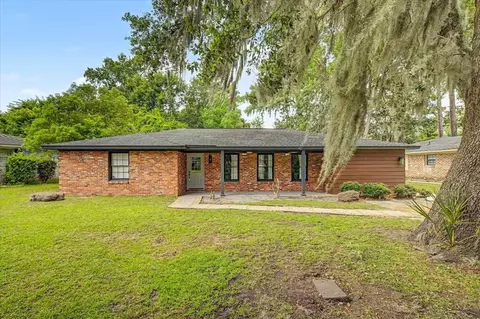 1332 Grace Dr, Savannah, GA 31406