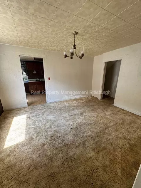2812 Edwards Way, Pittsburgh, PA 15203