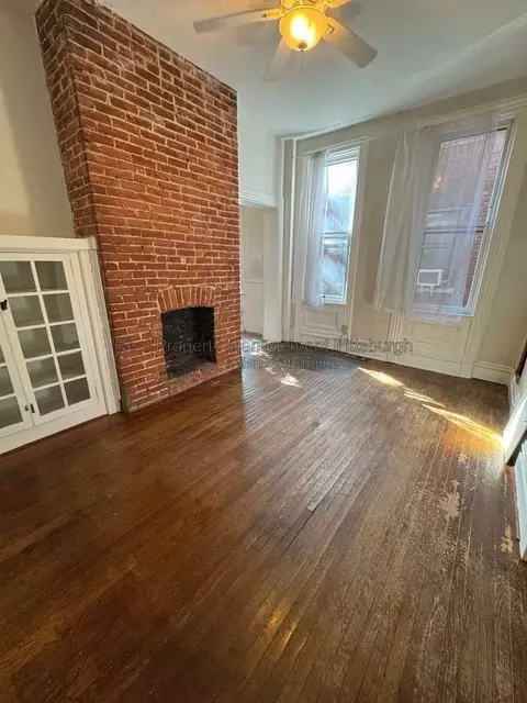 207 S Millvale Ave #1, Pittsburgh, PA 15224