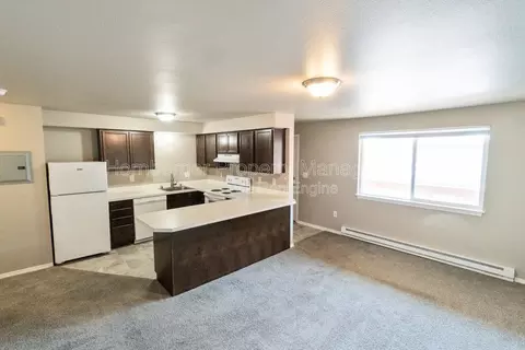 3203 N Smith St #8, Spokane, WA 99207